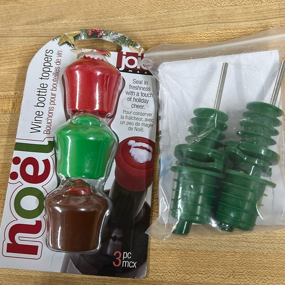 New Wine And Liquor Bottle Toppers